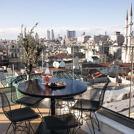 The Trinity Taksim - Special Category 3*