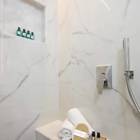 The Trinity Taksim - Special Category 3*